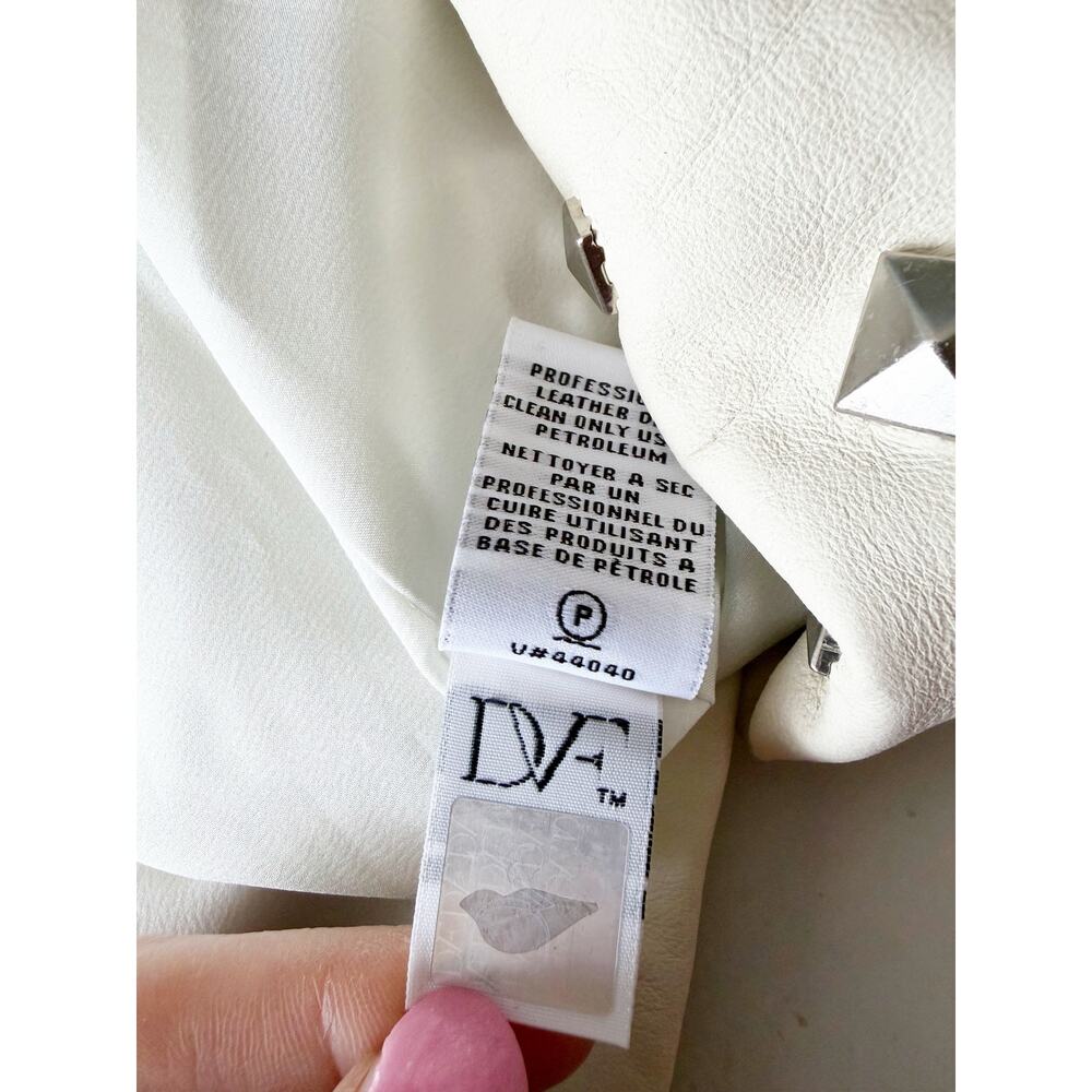 Diane Von Furstenberg Kate Leather Studded Cream Silver Jacket Sz 2 - Picture 16 of 16